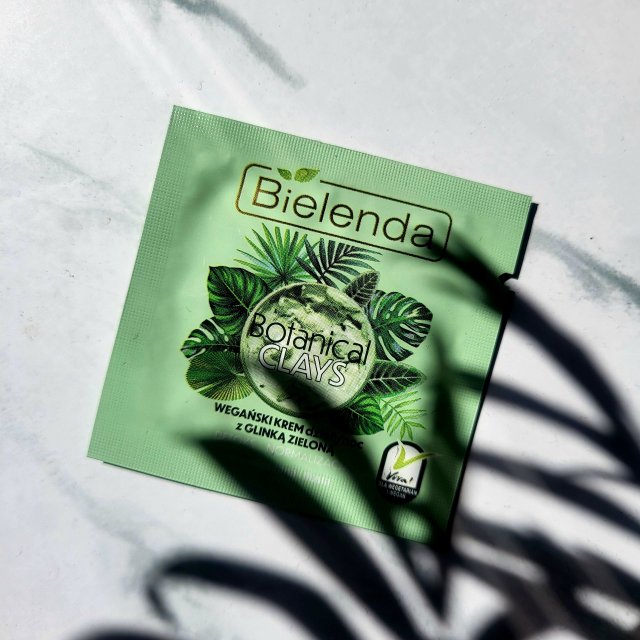 Bielenda Botanical Clays, Krem do twarzy, Wegański, Na dzień i na noc, Z glinką zieloną 