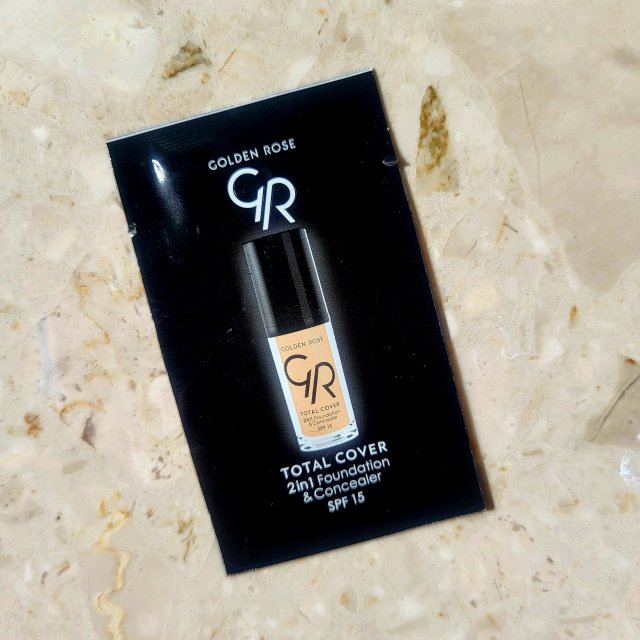 Golden Rose Total Cover 2in1 Foundation & Concealer, Podkład do twarzy i korektor, nr 01 Porcelain