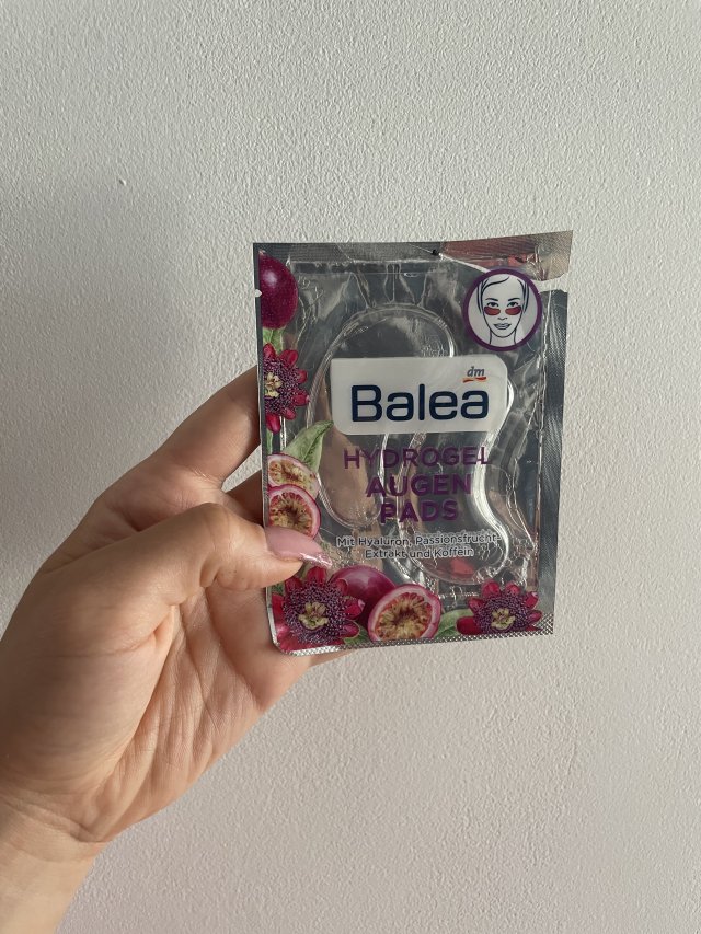 akcja denkowanie! grudzień - kosmetyki w świątecznych opakowaniach i świątecznych kolorach 🎄❄️⛄🎀🎁🎅