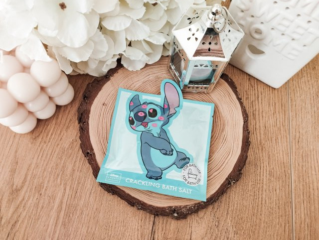 Topbrands Europe B.V. Disney Animals, Sól do kąpieli, Stitch