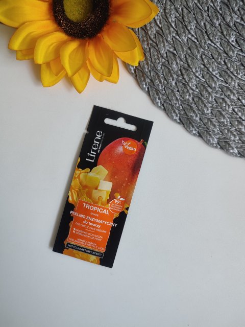 Lirene Dermoprogram, Peeling enzymatyczny do twarzy, Tropical Shake, Mango i Papaja