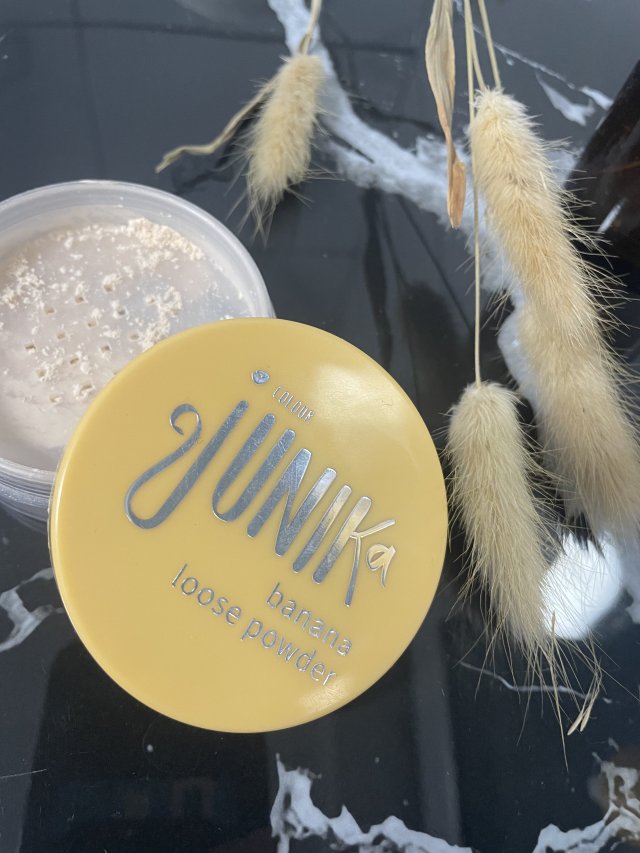 Colour Junika Puder do twarzy, Banana Loose Powder, Matowy, Bananowy