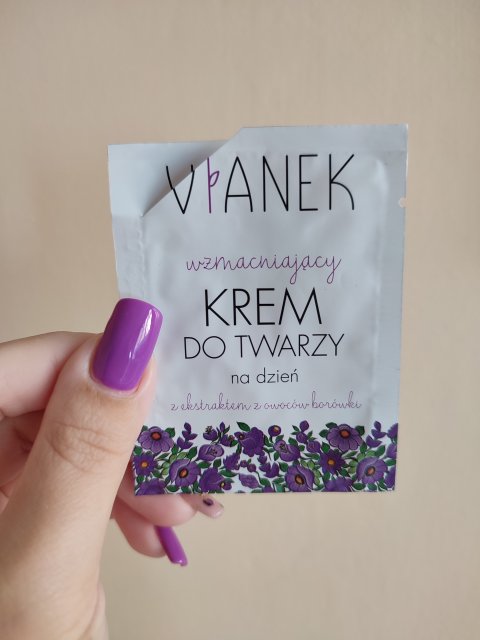 akcja denkowanie! grudzień - kosmetyki w świątecznych opakowaniach i świątecznych kolorach 🎄❄️⛄🎀🎁🎅