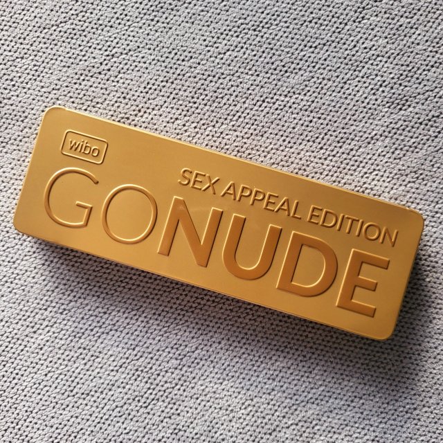 Nieudane próby pierwszego makijażu nową paletą 