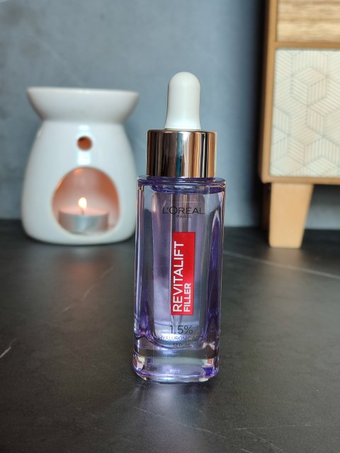 L'Oréal Revitalift Filler, Serum do twarzy, Przeciwzmarszczkowe, 1.5% czystego kwasu hialuronowego 