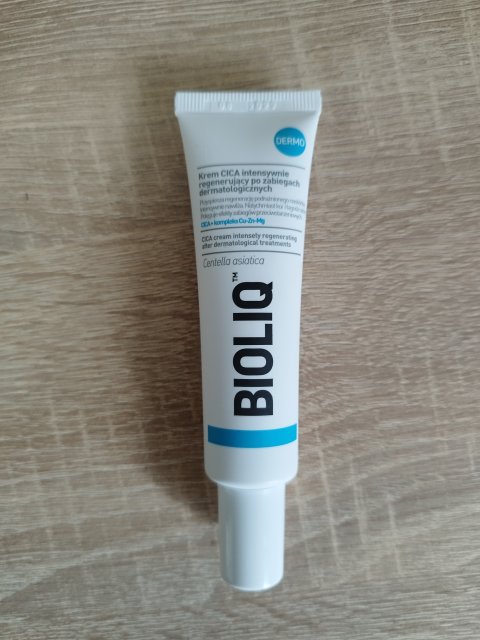BIOLIQ Dermo, Krem do twarzy, Cica, Intensywnie regenerujący po zabiegach dermatologicznych