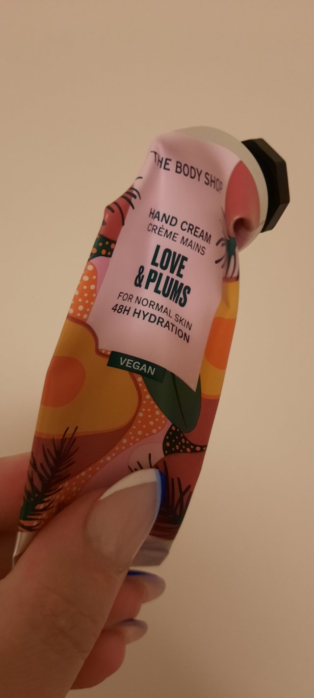 akcja denkowanie! grudzień - kosmetyki w świątecznych opakowaniach i świątecznych kolorach 🎄❄️⛄🎀🎁🎅