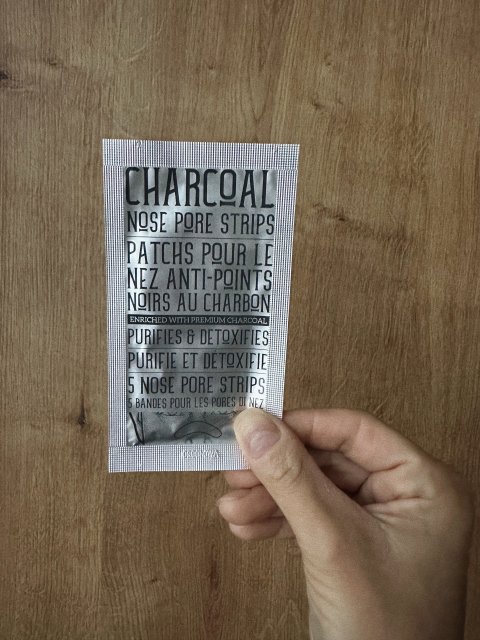 Cettua Clean & Simple, Plasterki na nos, Z węglem aktywnym