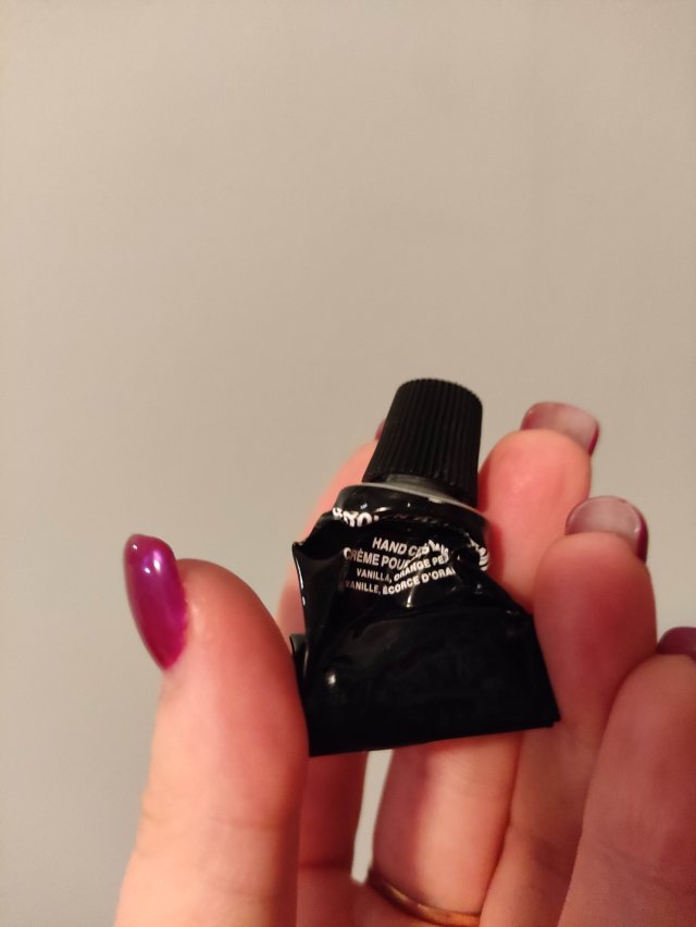 akcja denkowanie! grudzień - kosmetyki w świątecznych opakowaniach i świątecznych kolorach 🎄❄️⛄🎀🎁🎅