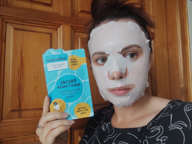 Dayes Europe B.V Maska do twarzy w płacie, 7 Days of Beauty, Wednesday, Calm Down Chill