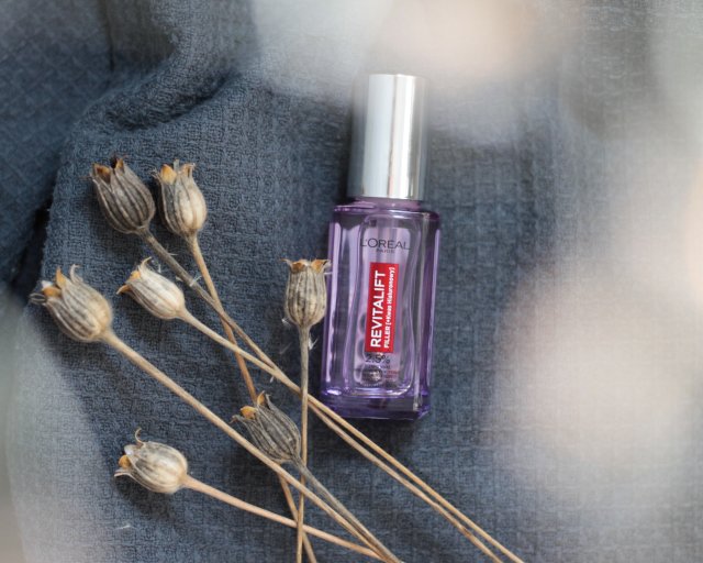 L'Oréal Revitalift Filler, Serum pod oczy, Kwas hialuronowy i kofeina, Zmniejsza cienie pod oczami i redukuje zmarszczki
