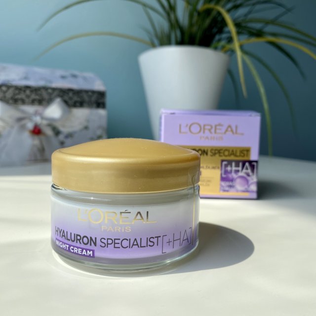 L'Oréal Hyaluron Specialist +HA, Krem do twarzy, Na noc