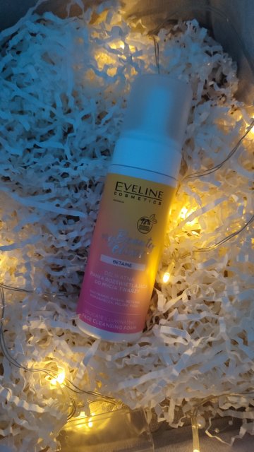 Eveline My Beauty Elixir, Pianka do mycia twarzy, Rozświetlająca, Betaina, Delikatna