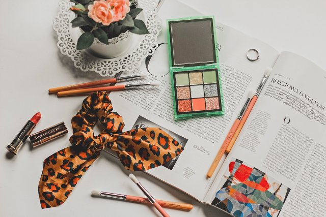 Huda Beauty Paleta cieni do powiek, Neon Obsessions, Green Obsession