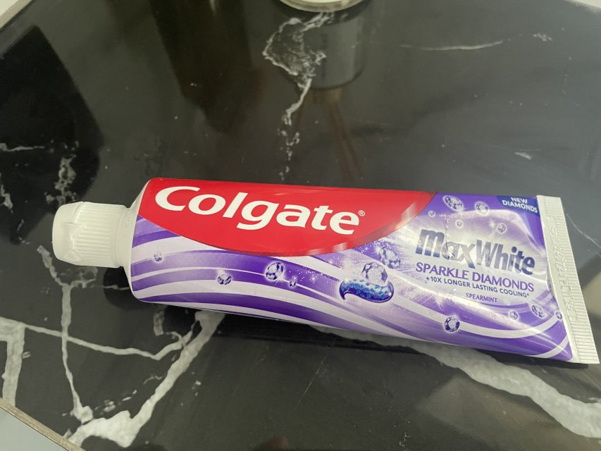Colgate Pasta do zębów, Max White, Sparkle Diamonds