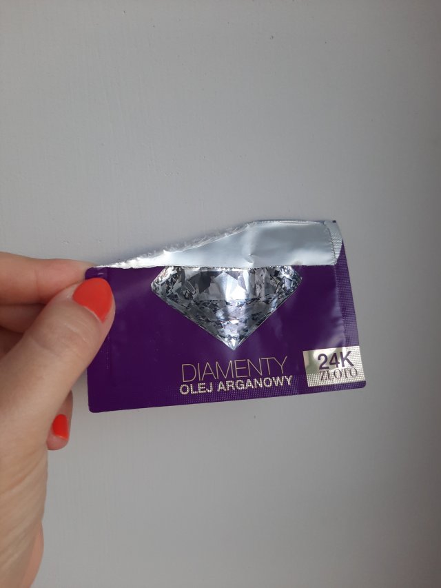 akcja denkowanie! grudzień - kosmetyki w świątecznych opakowaniach i świątecznych kolorach 🎄❄️⛄🎀🎁🎅