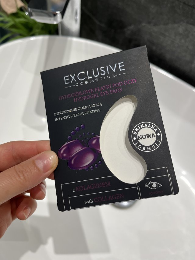 akcja denkowanie! grudzień - kosmetyki w świątecznych opakowaniach i świątecznych kolorach 🎄❄️⛄🎀🎁🎅