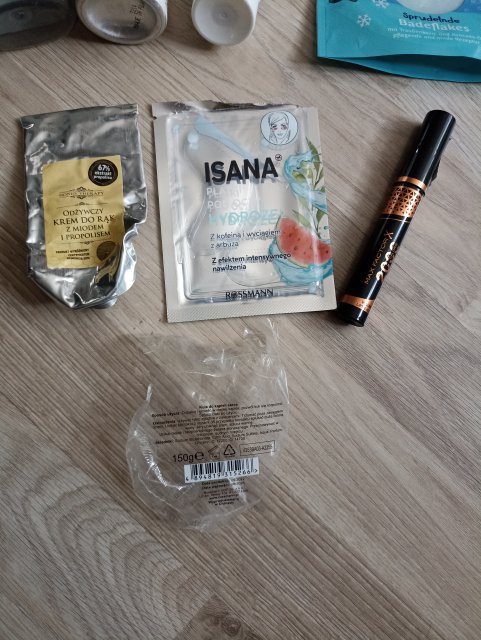 Denko sierpień, adidas, max Factor, Isana, SauBar