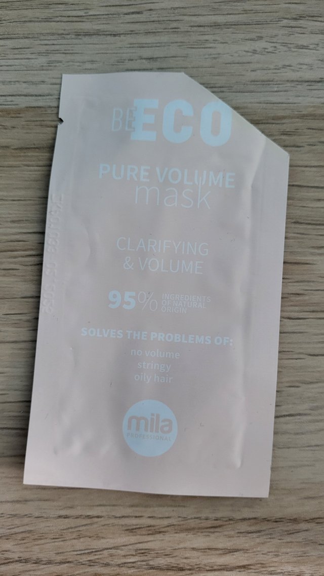 akcja denkowanie! grudzień - kosmetyki w świątecznych opakowaniach i świątecznych kolorach 🎄❄️⛄🎀🎁🎅