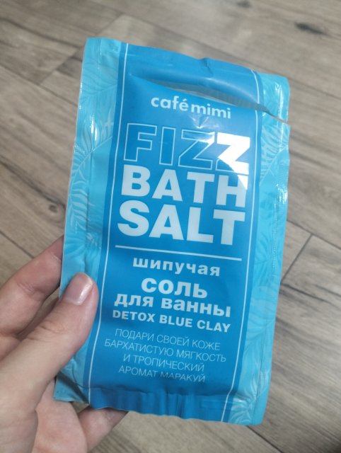 Café MIMI Sól do kąpieli, Musująca, Detox Blue Clay, Niebieska glinka i marakuja