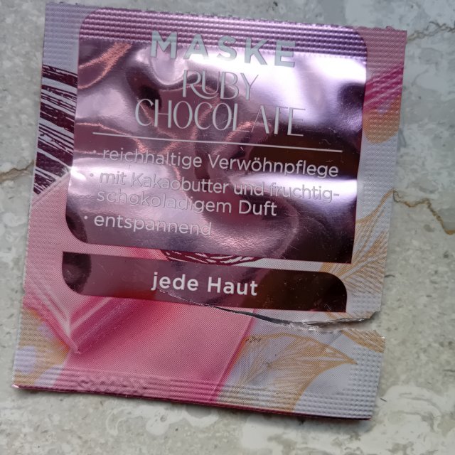 akcja denkowanie! grudzień - kosmetyki w świątecznych opakowaniach i świątecznych kolorach 🎄❄️⛄🎀🎁🎅