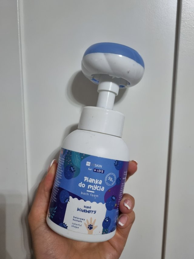 akcja denkowanie! grudzień - kosmetyki w świątecznych opakowaniach i świątecznych kolorach 🎄❄️⛄🎀🎁🎅