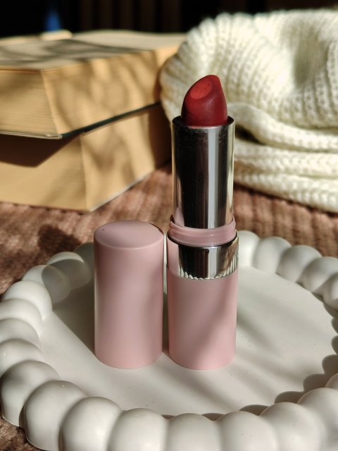 Avon Hydramatic, Szminka do ust, Matowa, Z kwasem hialuronowym, Hydra Rosy
