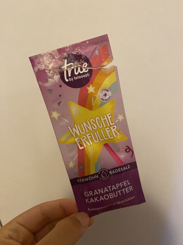 akcja denkowanie! grudzień - kosmetyki w świątecznych opakowaniach i świątecznych kolorach 🎄❄️⛄🎀🎁🎅