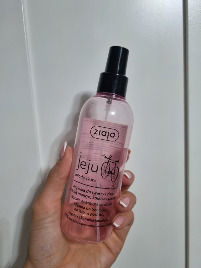 akcja denkowanie! grudzień - kosmetyki w świątecznych opakowaniach i świątecznych kolorach 🎄❄️⛄🎀🎁🎅