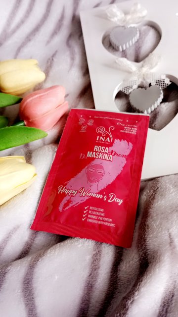 InaEssentials Maseczka do twarzy, Rosa Maskina, Różana