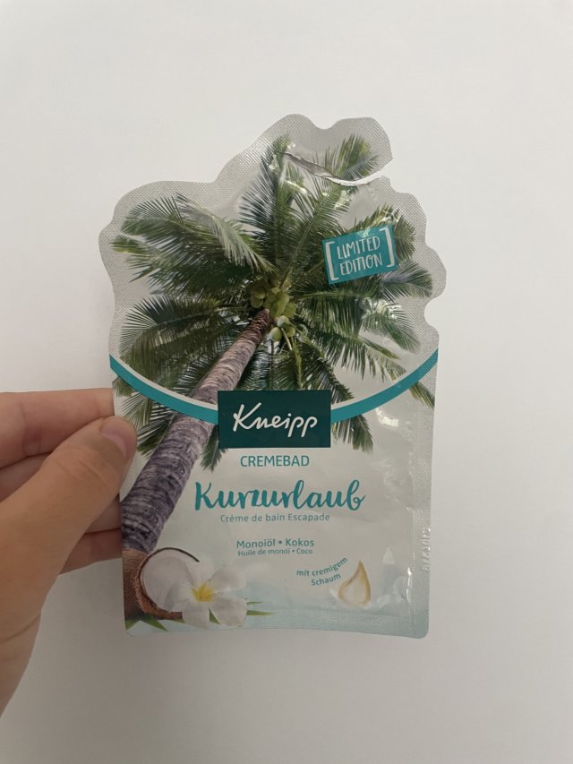 akcja denkowanie! grudzień - kosmetyki w świątecznych opakowaniach i świątecznych kolorach 🎄❄️⛄🎀🎁🎅