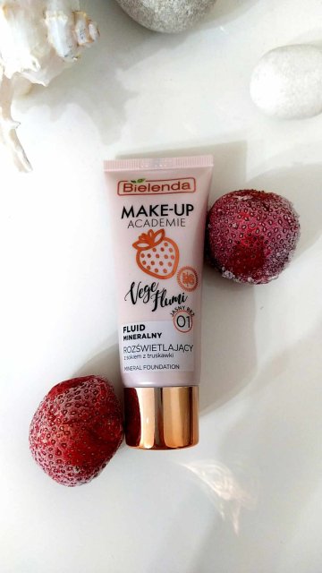 Bielenda Make-Up Academie, Vege Flumi, Fluid do twarzy, Mineralny