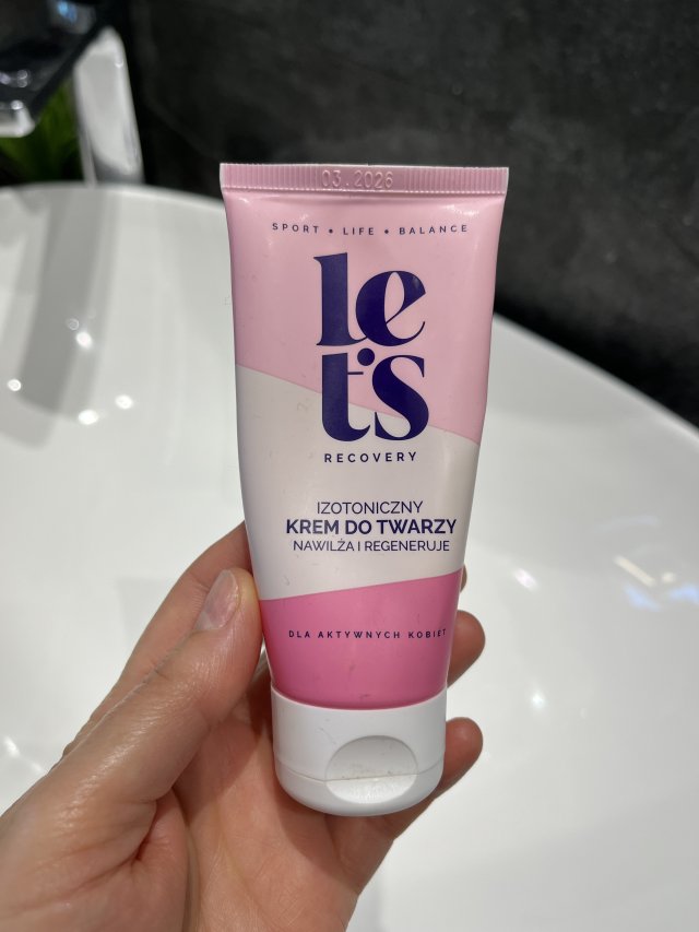 akcja denkowanie! grudzień - kosmetyki w świątecznych opakowaniach i świątecznych kolorach 🎄❄️⛄🎀🎁🎅