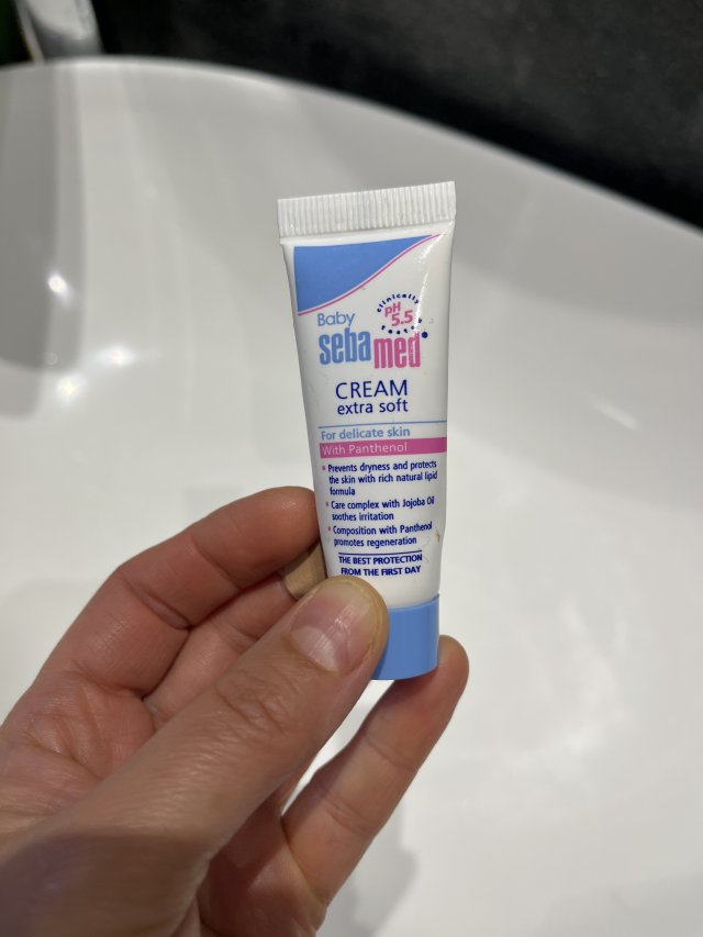 akcja denkowanie! grudzień - kosmetyki w świątecznych opakowaniach i świątecznych kolorach 🎄❄️⛄🎀🎁🎅