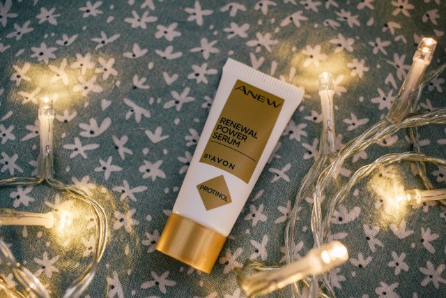 anew serum twarz tubka