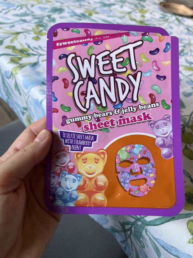 akcja denkowanie! grudzień - kosmetyki w świątecznych opakowaniach i świątecznych kolorach 🎄❄️⛄🎀🎁🎅