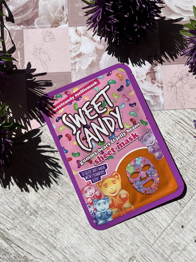 Maxbrands Marketing B.V. Maseczka do twarzy w płacie, Sweet Candy, Gummy Bears & Jelly Beans, Formuła nawilżająca, Zapach truskawki