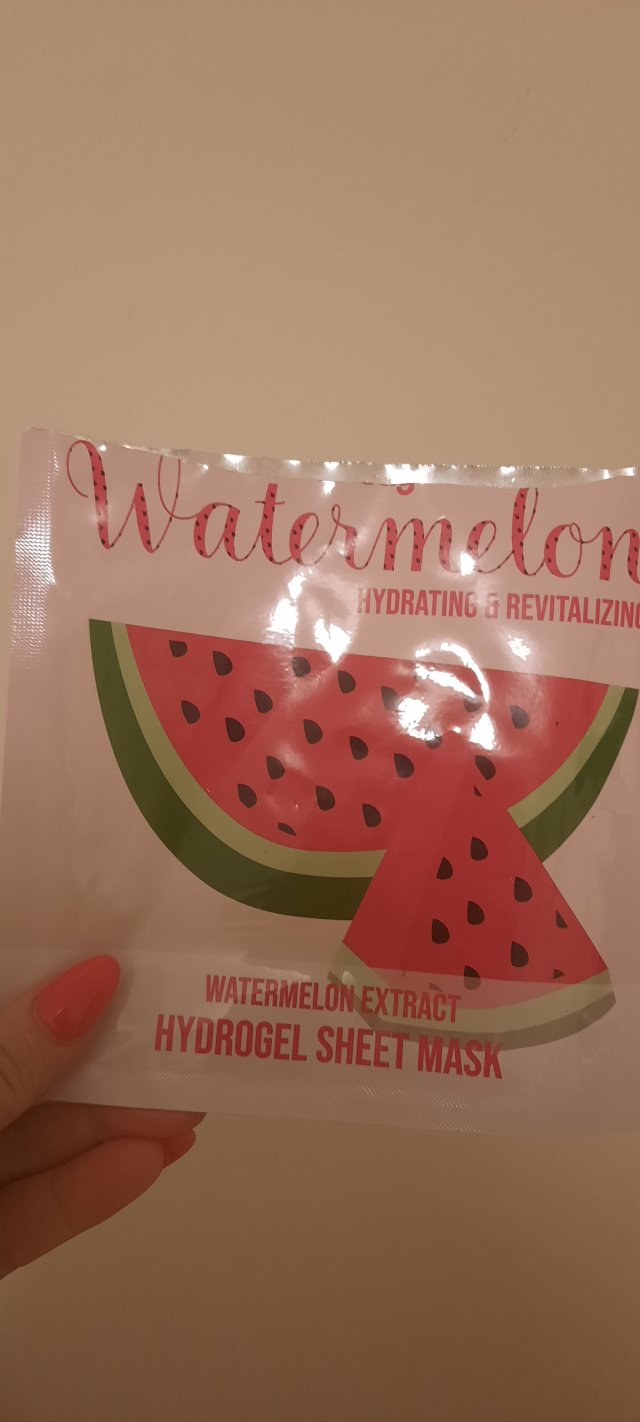 akcja denkowanie! grudzień - kosmetyki w świątecznych opakowaniach i świątecznych kolorach 🎄❄️⛄🎀🎁🎅