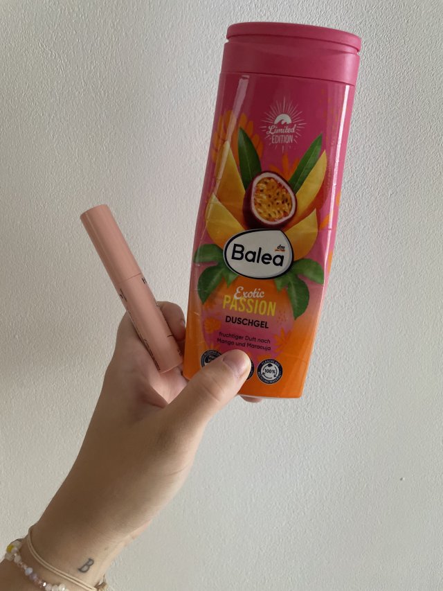 akcja denkowanie! grudzień - kosmetyki w świątecznych opakowaniach i świątecznych kolorach 🎄❄️⛄🎀🎁🎅