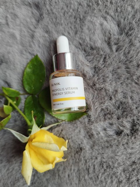 iUNIK Serum do twarzy, Propolis Vitamin Synergy, Rewitalizująco-odżywcze 