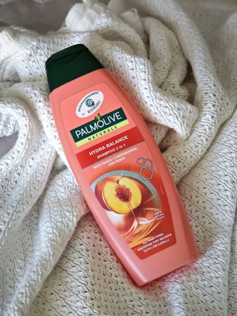 Palmolive Naturals, Hydra Balance, Szampon do włosów 2w1, Peach