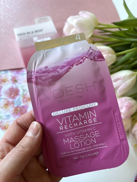 voesh Deluxe Pedicure, Masło do stóp, Vitamin Recharge