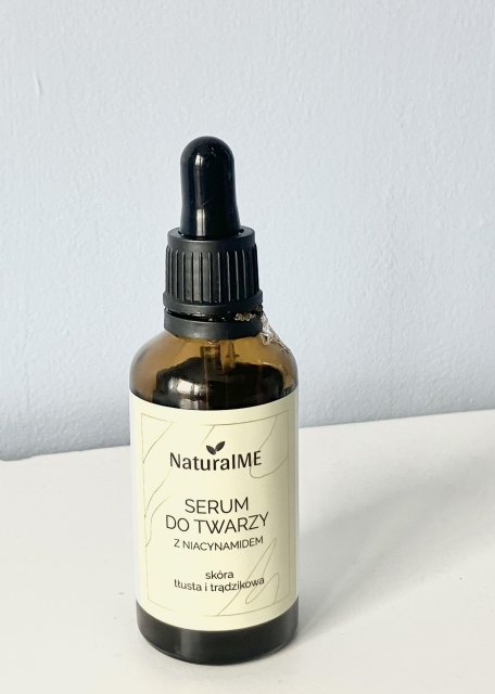 NaturalME Serum do twarzy, Z Niacynamidem, Skóra tłusta i trądzikowa