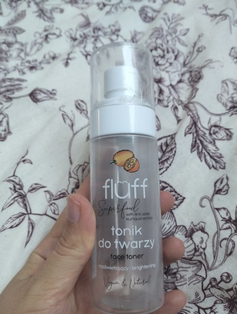 Fluff Superfood, Tonik do twarzy, Rozświetlający, Z kwasami AHA