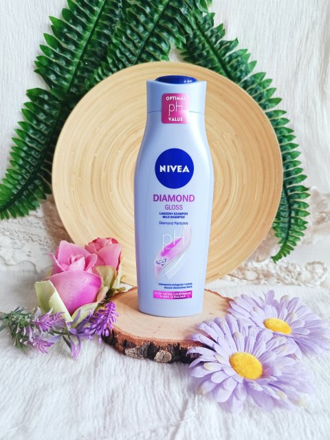 Nivea Łagodny szampon, Diamond Gloss, włosy matowe lub normalne