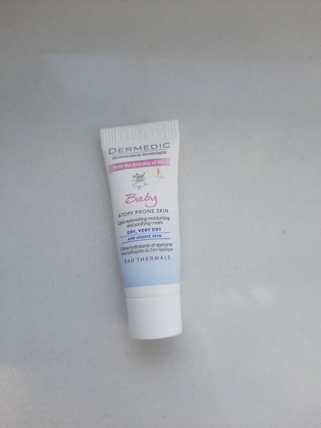 akcja denkowanie! grudzień - kosmetyki w świątecznych opakowaniach i świątecznych kolorach 🎄❄️⛄🎀🎁🎅