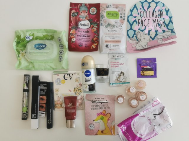 Denkowanie część druga :) Grudzień, kosmetyki w świątecznych opakowaniach lub w świątecznych kolorach: czerwonym, zielonym i złotym 