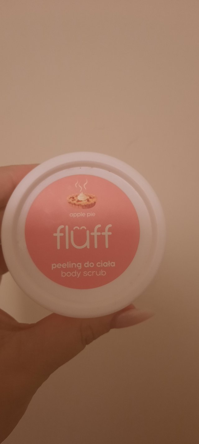 Denkowanie część druga :) Grudzień, kosmetyki w świątecznych opakowaniach lub w świątecznych kolorach: czerwonym, zielonym i złotym 