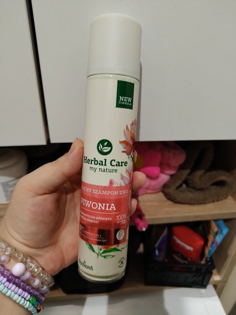 Denkowanie część druga :) Grudzień, kosmetyki w świątecznych opakowaniach lub w świątecznych kolorach: czerwonym, zielonym i złotym 