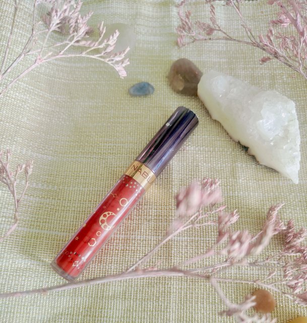 Nabla Dreamy Creamy Liquid Lipstick. 